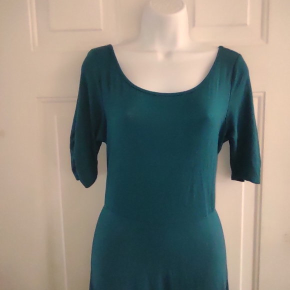 Touch me Green Short Sleeve Maxi Dress. Size XL - Picture 2 of 12